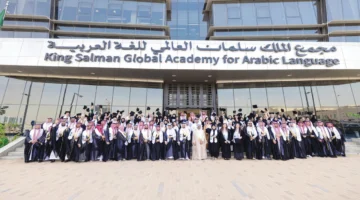 تعزيز قوي يشمل قيم المجتمع في صحيفة الرياض